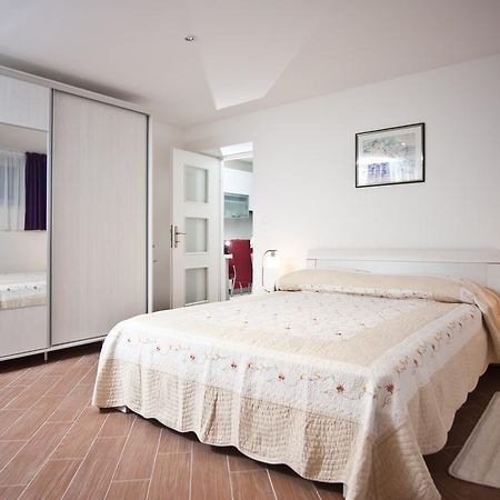 Apartment Lina Deluxe سبليت الغرفة الصورة